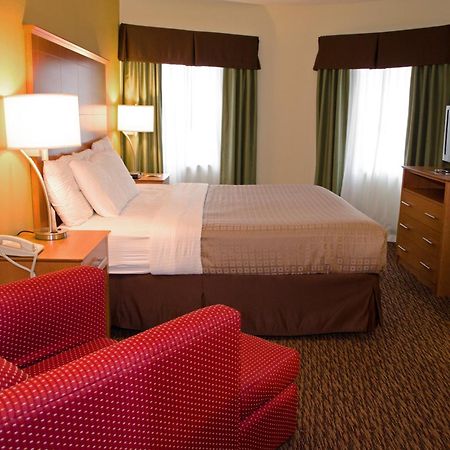Clarion Hotel&Suites University-Shippensburg Exterior foto
