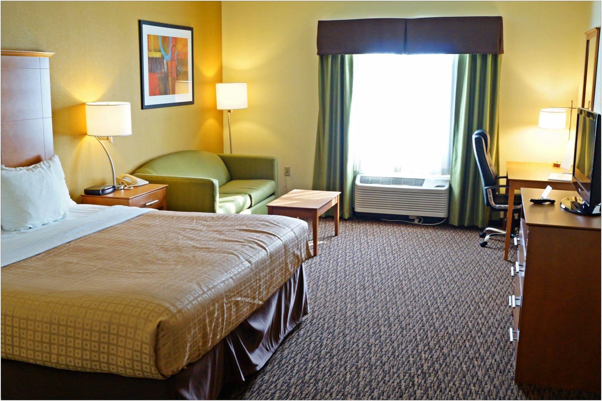 Clarion Hotel&Suites University-Shippensburg Exterior foto